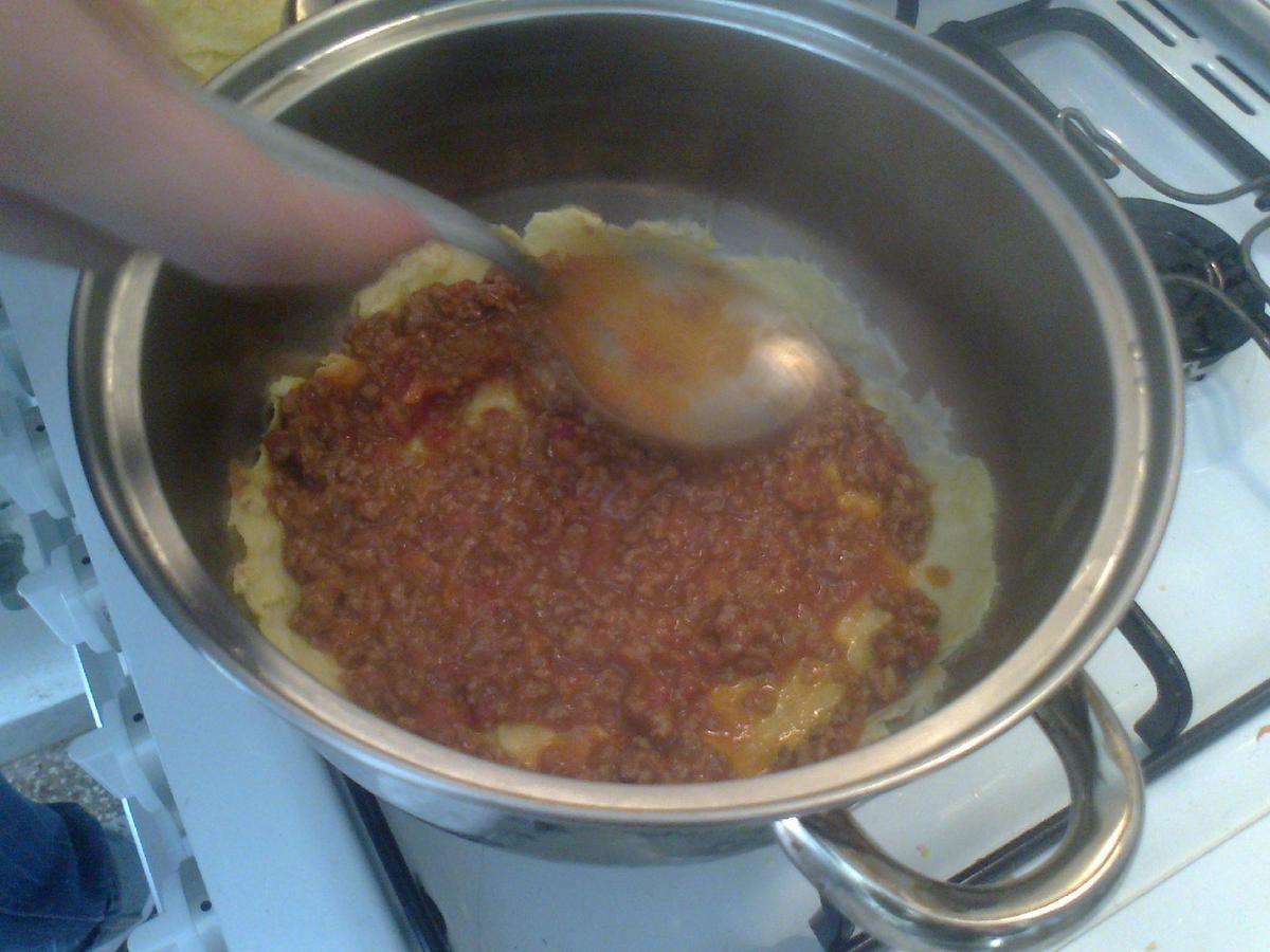• Secondo strato: Ragù