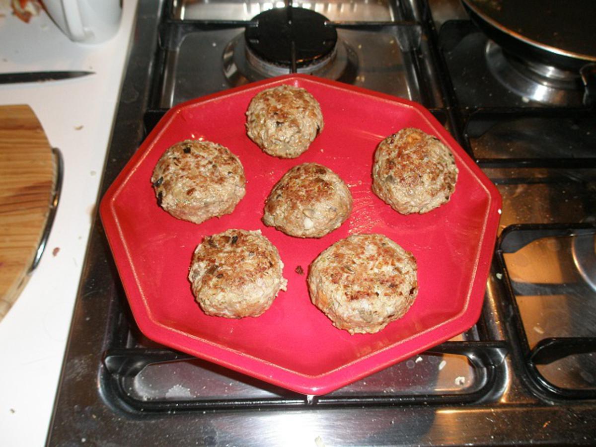 • Le polpette cotte in padella